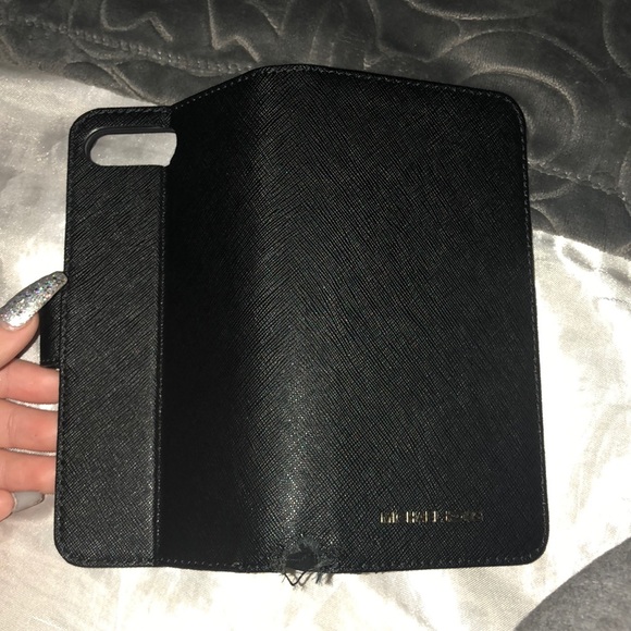 Mk iPhone 7/8 plus case - Picture 3 of 5